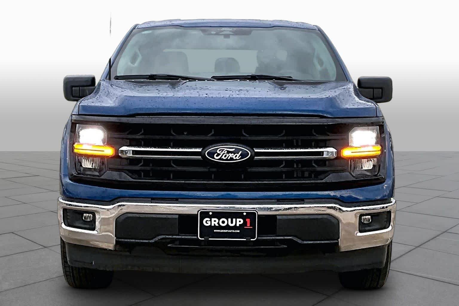 Used 2025 Atlas Blue Metallic Ford XLT image 4