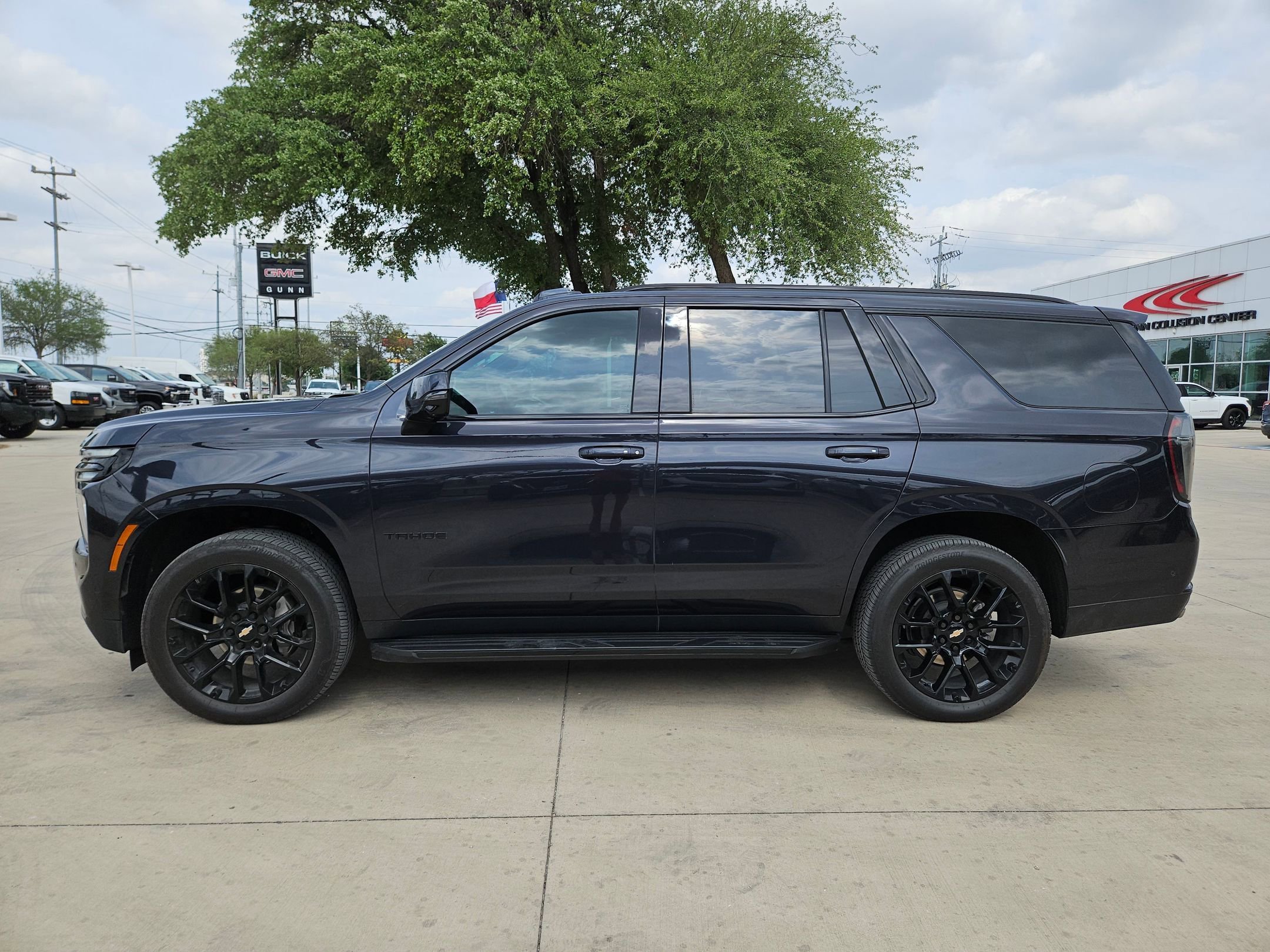 2025 Chevrolet Tahoe RST - Photo 7