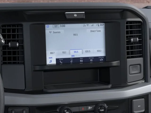 New 2026 Oxford White Ford XLT image 14