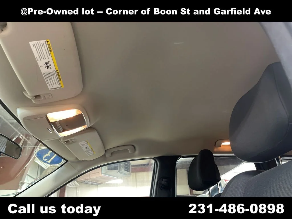 Used 2013 White Jeep Laredo image 13