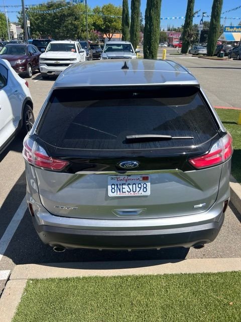 Used 2020 Silver Ford SE image 12