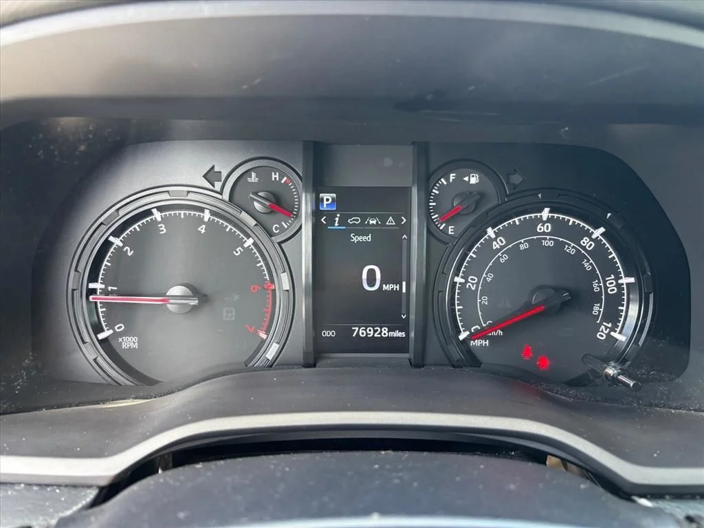 Used 2021 Red Toyota SR5 image 7