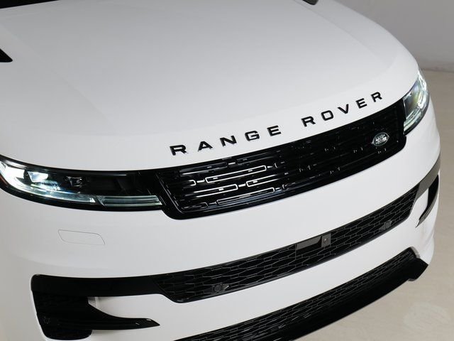 New 2026 Fuji White Land Rover Dynamic SE image 26