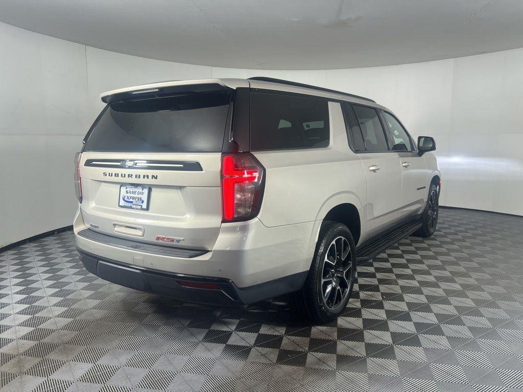 Used 2023 Beige Metallic Chevrolet RST image 3
