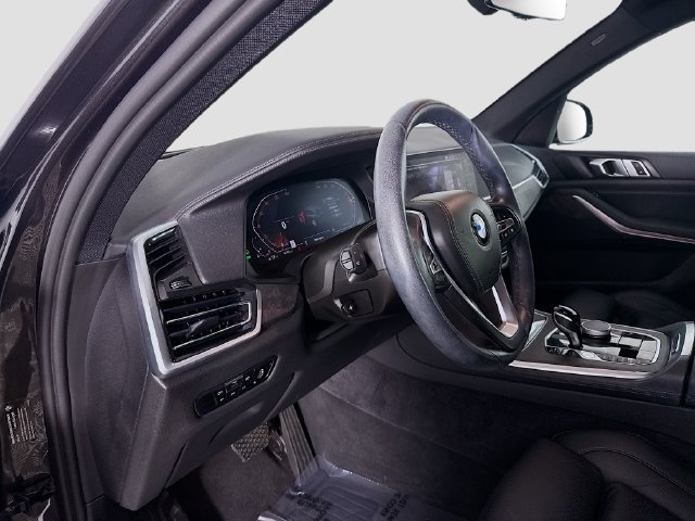Used 2023 Dark Graphite Metallic BMW sDrive40i image 19