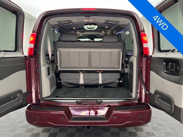 Used 2020 01u Chevrolet Explorer Limited SE image 9