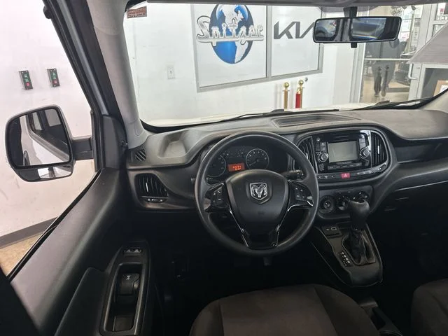 Used 2022 White Ram Base image 13