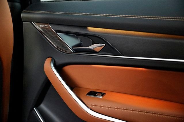 2026 Jaguar F-Pace R-Dynamic S - Photo 28