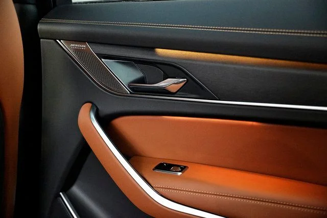 2026 Jaguar F-Pace R-Dynamic S - Photo 28