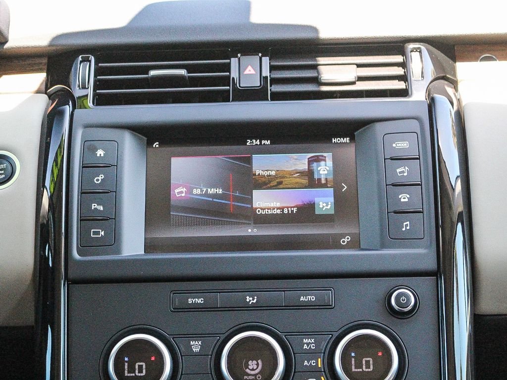 Used 2017 Brown Land Rover SE image 16