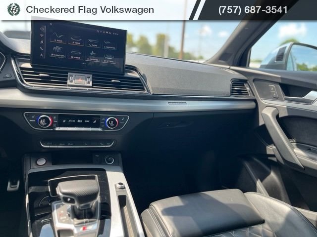 Used 2021 Daytona Gray Pearl Effect Audi Premium Plus quattro image 31