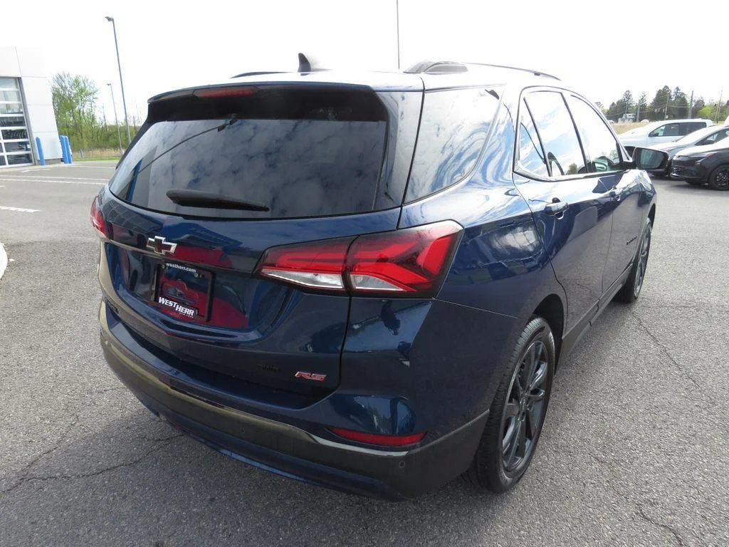 Used 2023 Blue Chevrolet RS image 7