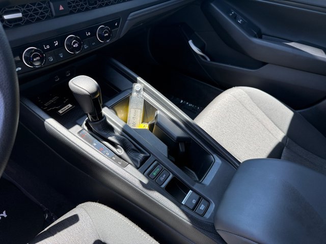 Used 2024 Meteorite Gray Metallic Honda EX image 13