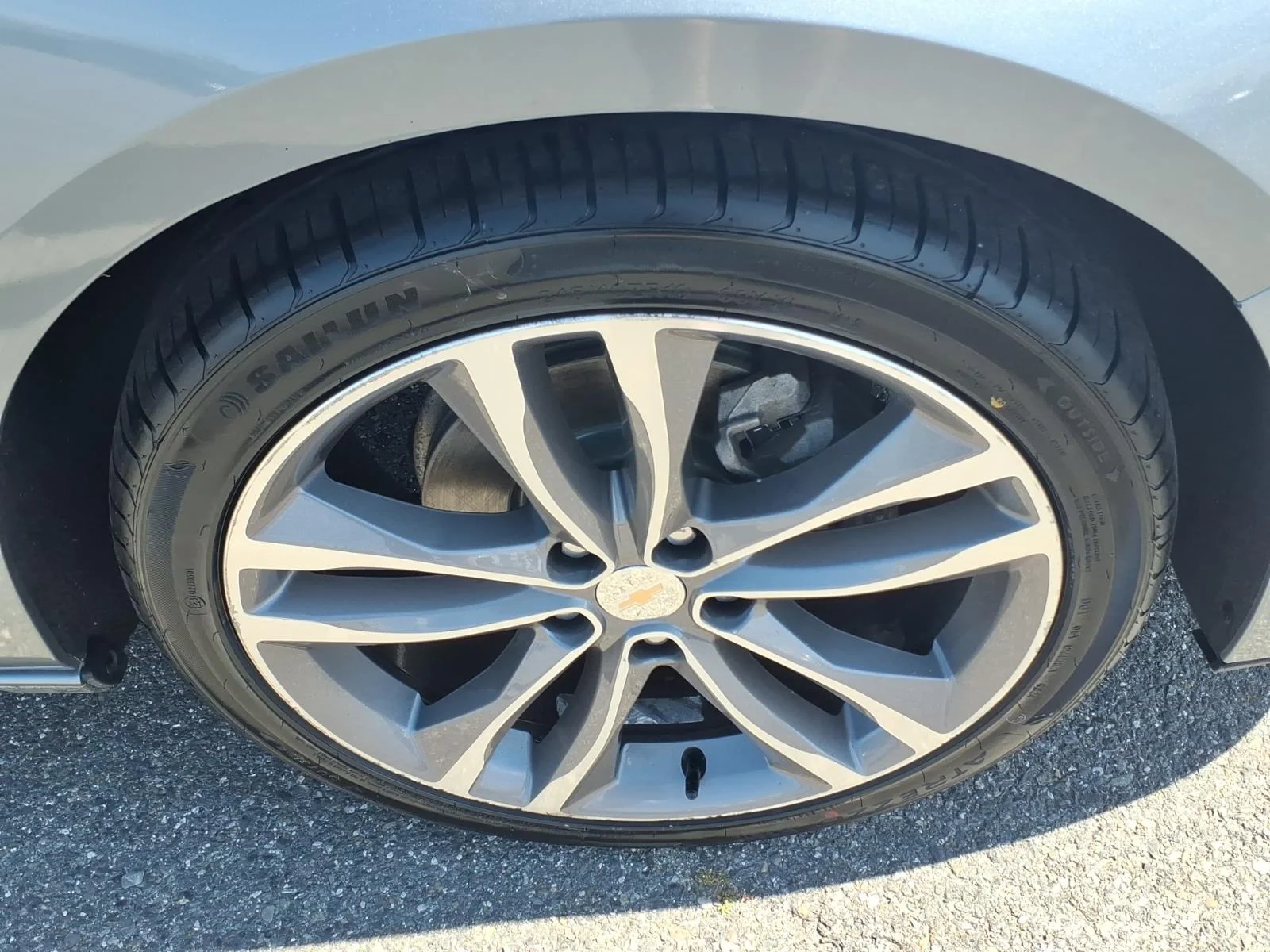 Used 2024 Sterling Gray Metallic Chevrolet LT image 10