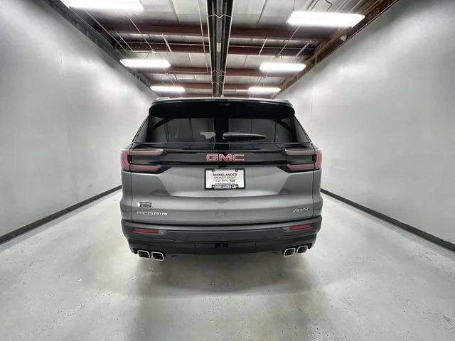 2026 GMC Acadia AT4 - Photo 7