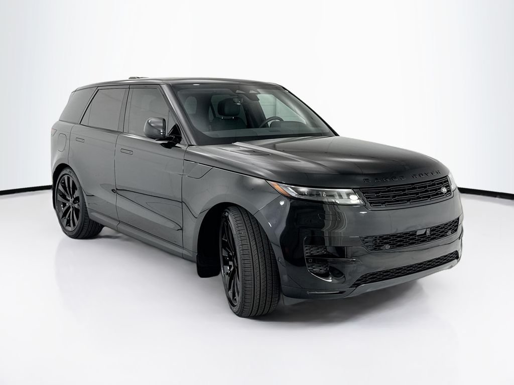 Certified Used 2026 Santorini Black Metallic Land Rover SE image 3