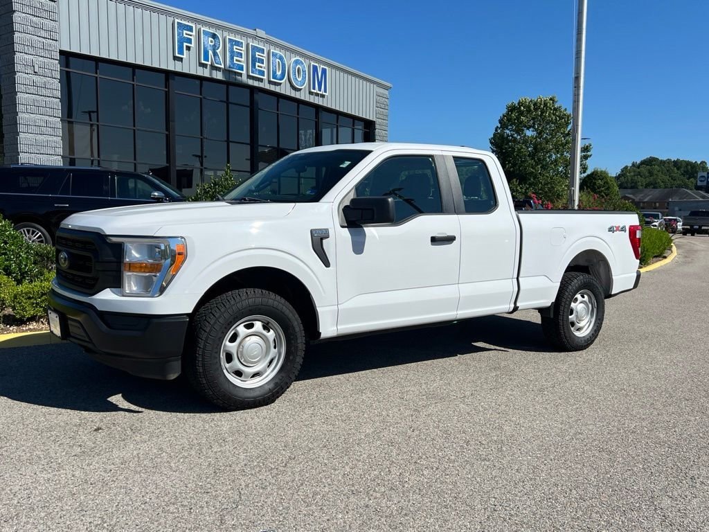 Used 2022 Oxford White Ford XL image 1
