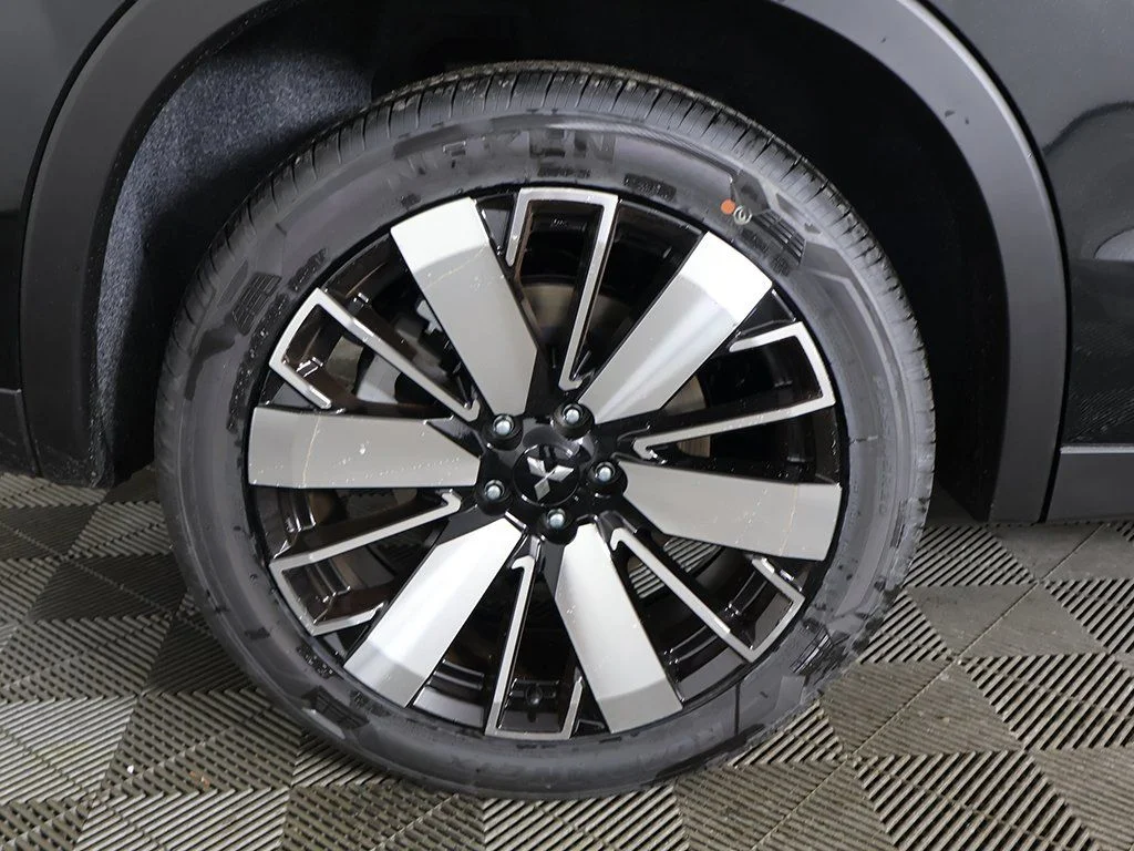 New 2026 Black Mitsubishi SE 1.5T S-AWC image 21