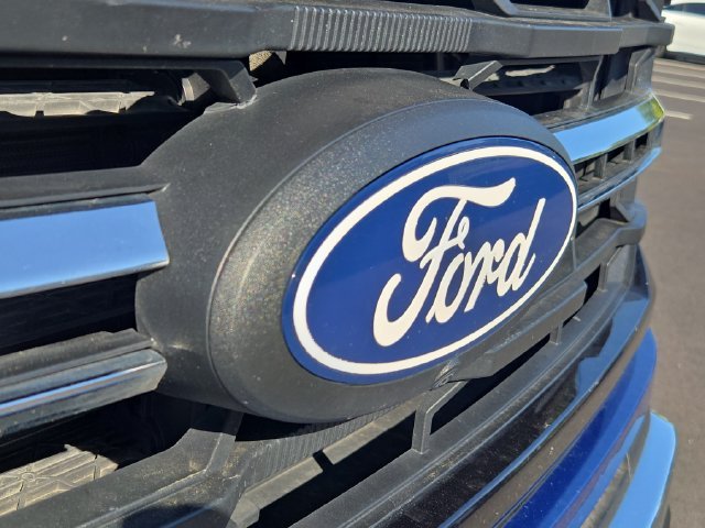 Used 2024 Blue Metallic Ford XLT image 6