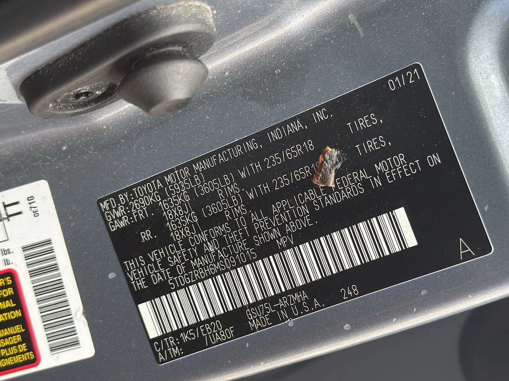 Used 2021  Toyota XLE image 15