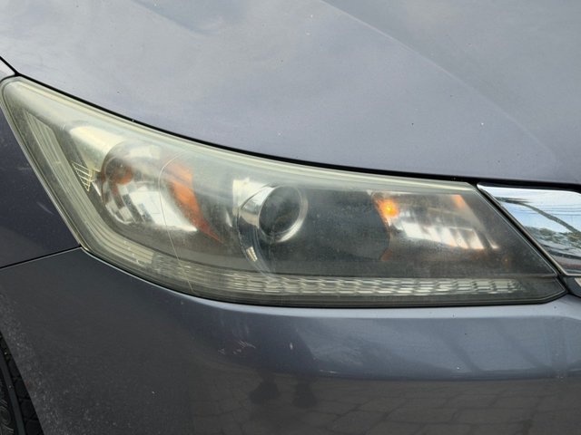 Used 2015  Honda LX image 40