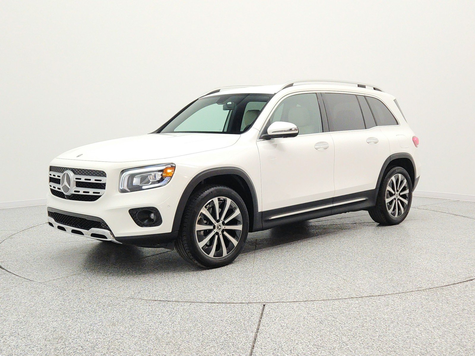 Used 2022 Polar White Mercedes-Benz GLB 250 SUV image 1