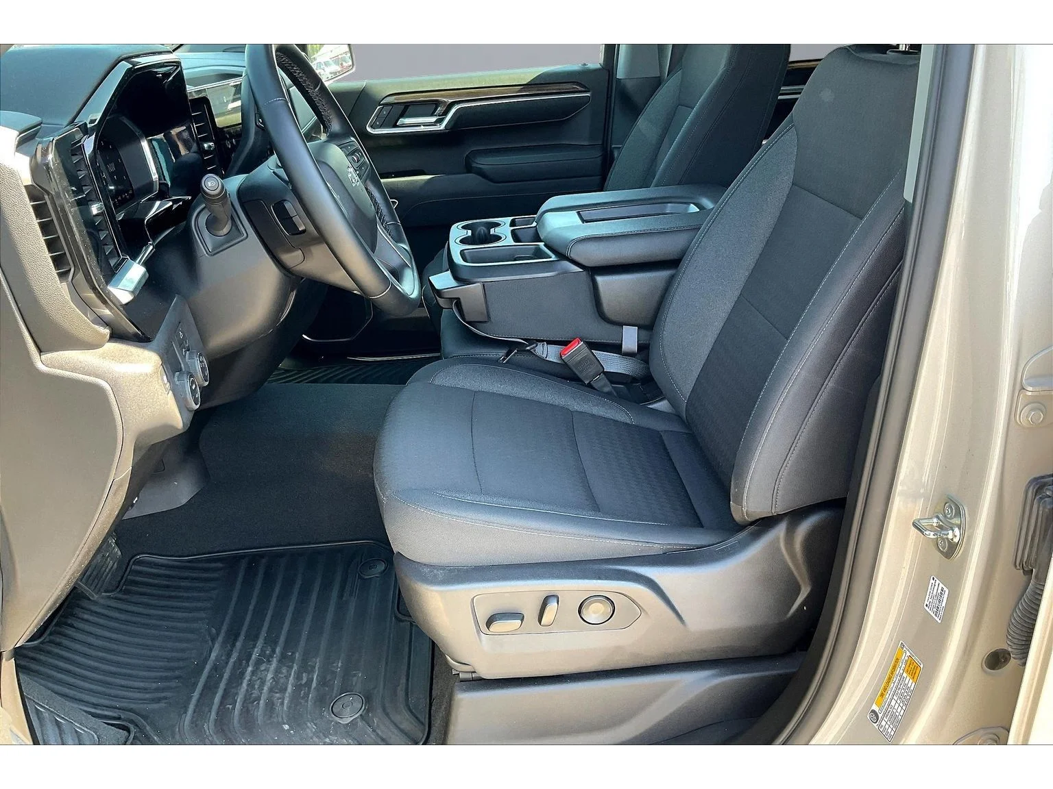 Used 2026 White Sands Chevrolet RST image 17