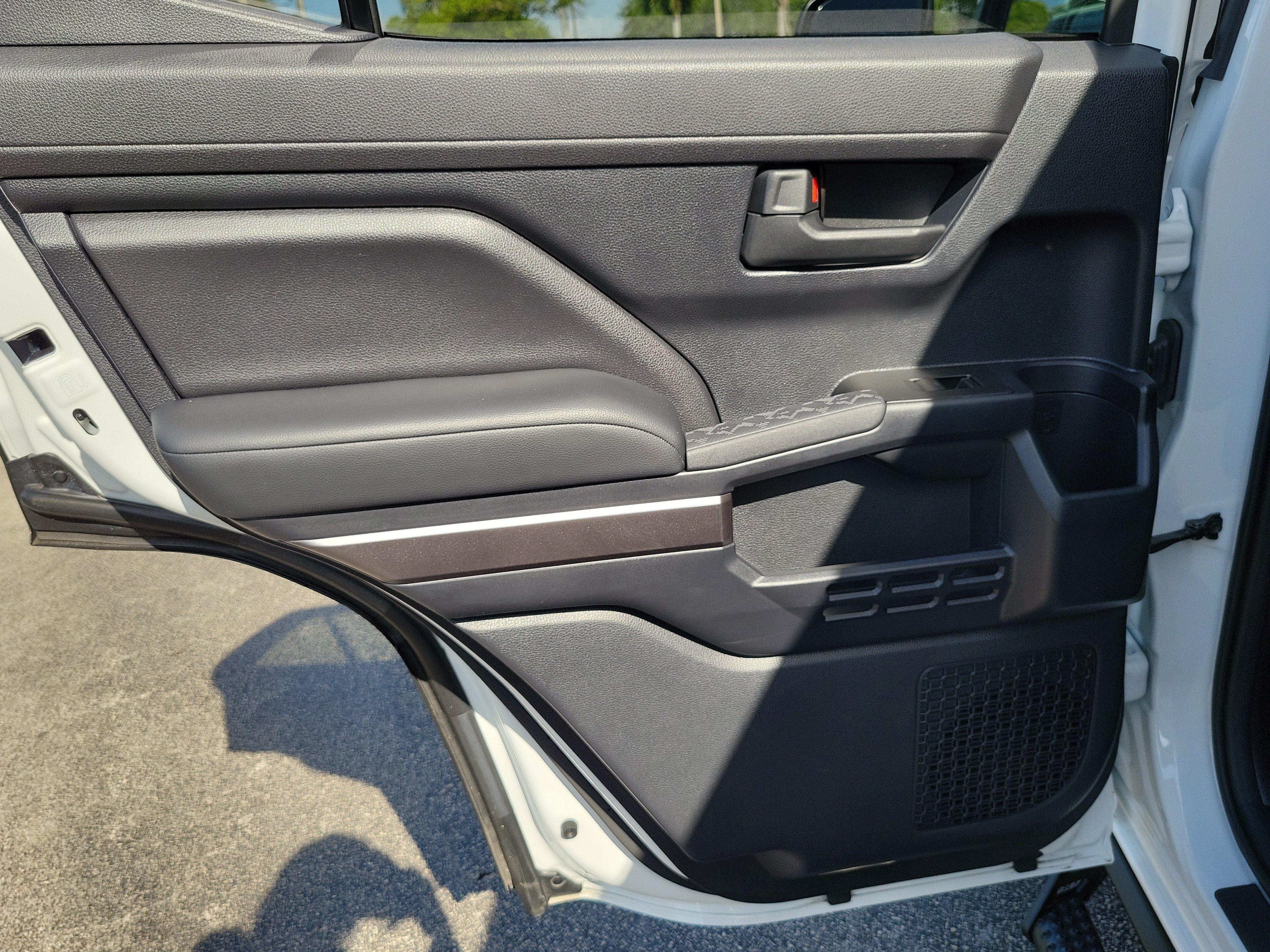 Used 2025 Ice Toyota SR5 image 11