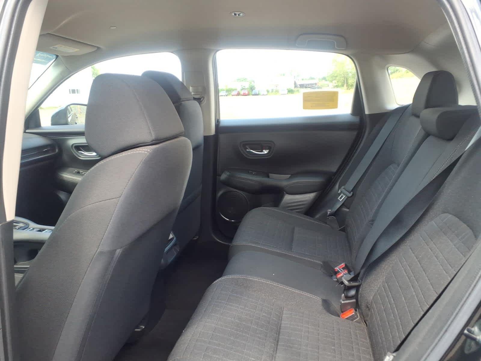 2023 Honda HR-V LX - Photo 12