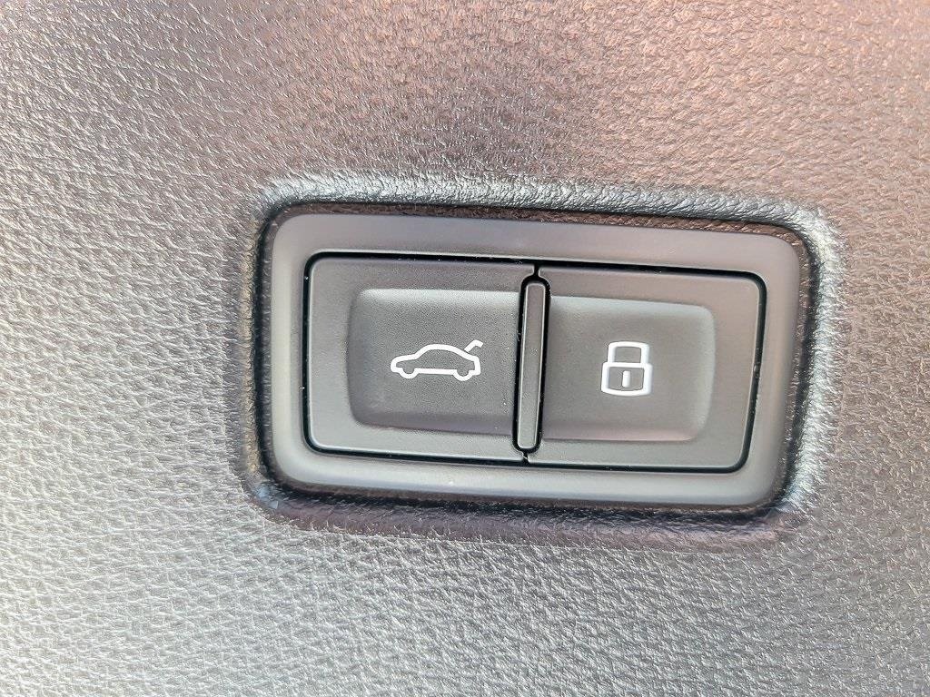 2021 AUDI Q5 - Image 19