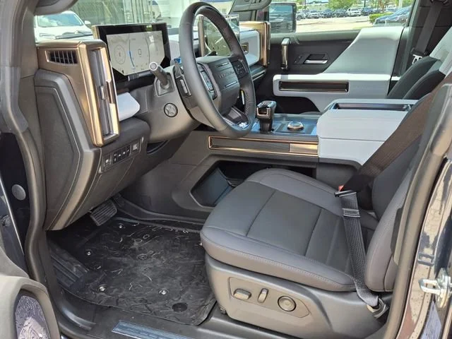 2025 GMC HUMMER EV 2X - Photo 12
