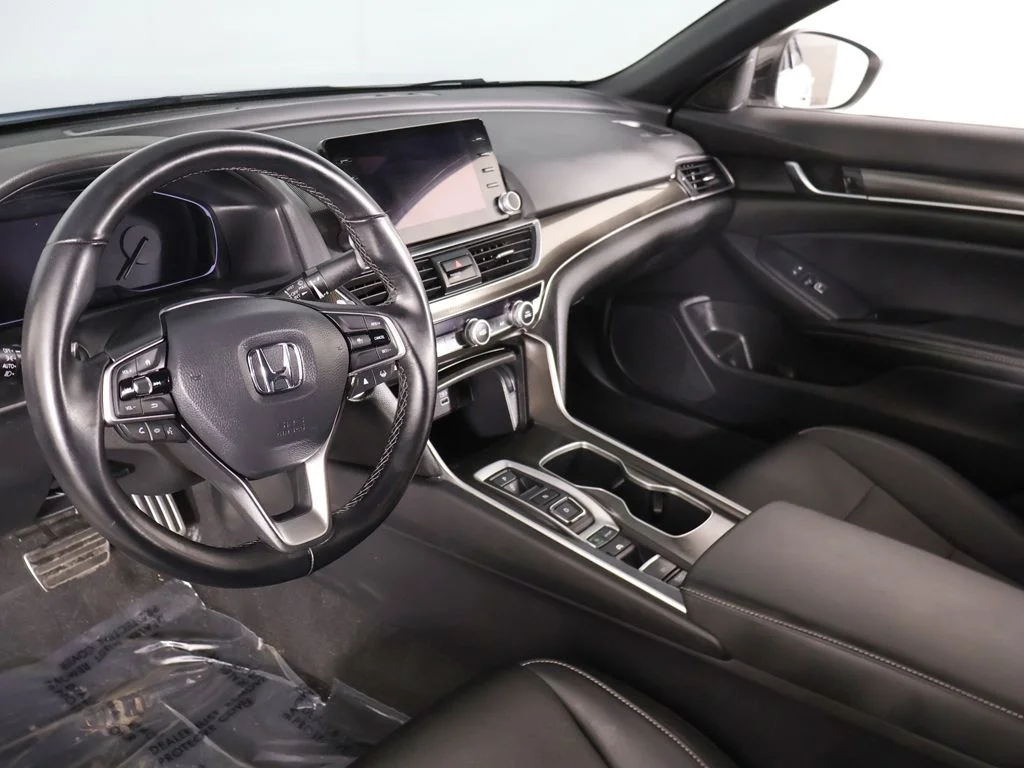 Used 2022 Platinum White Honda Sport image 23