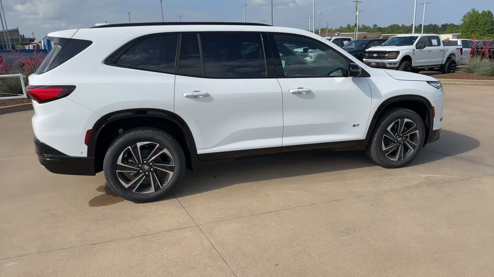 New 2026 Summit White Buick Sport Touring image 2