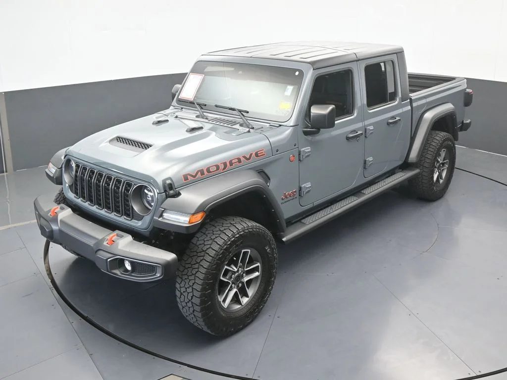Used 2024 Anvil Clear Coat Jeep Mojave image 47