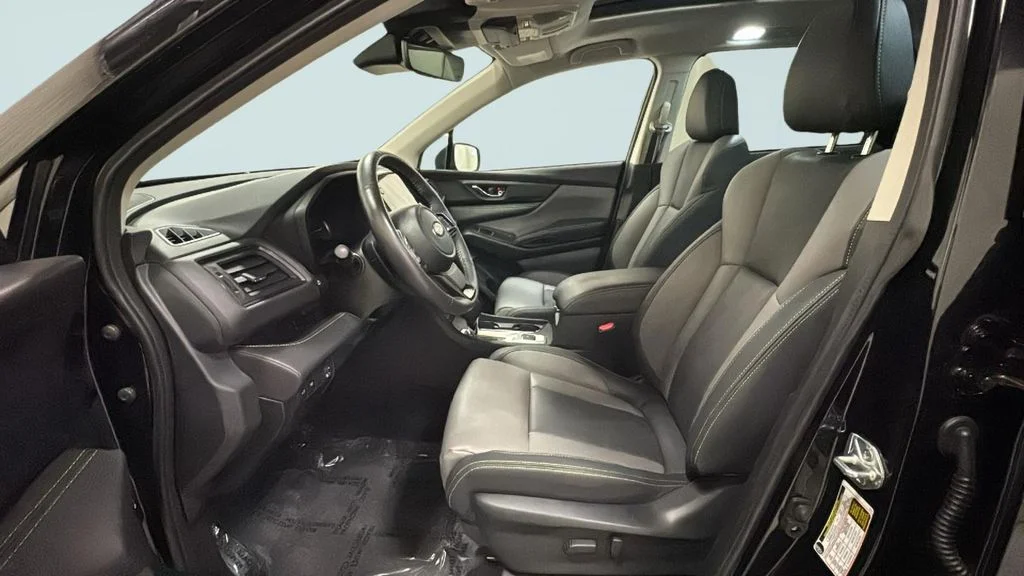 Used 2023 Black Subaru Onyx Edition image 6