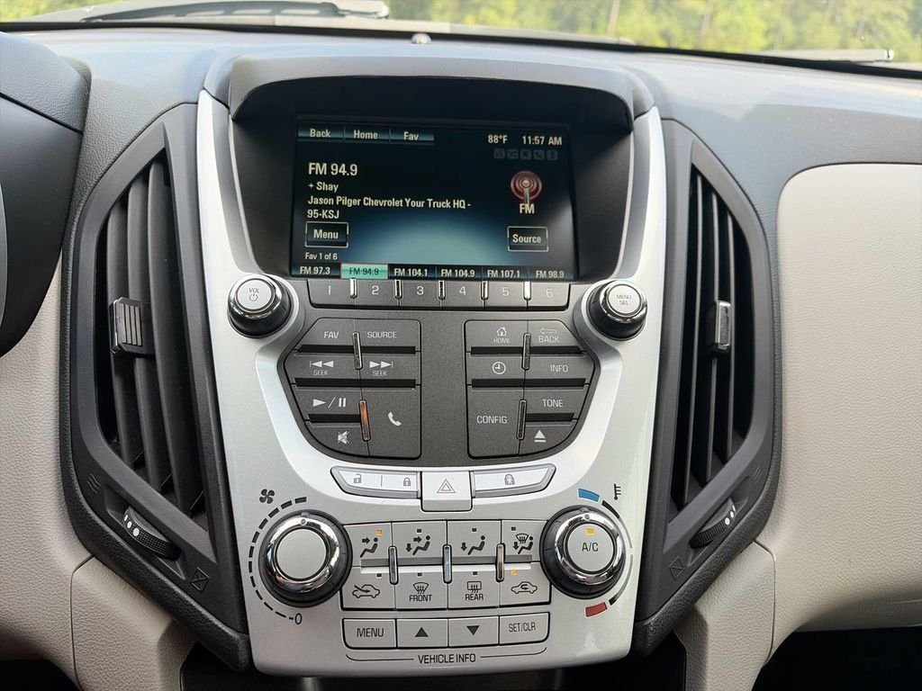 Used 2015 Silver Chevrolet LT image 17