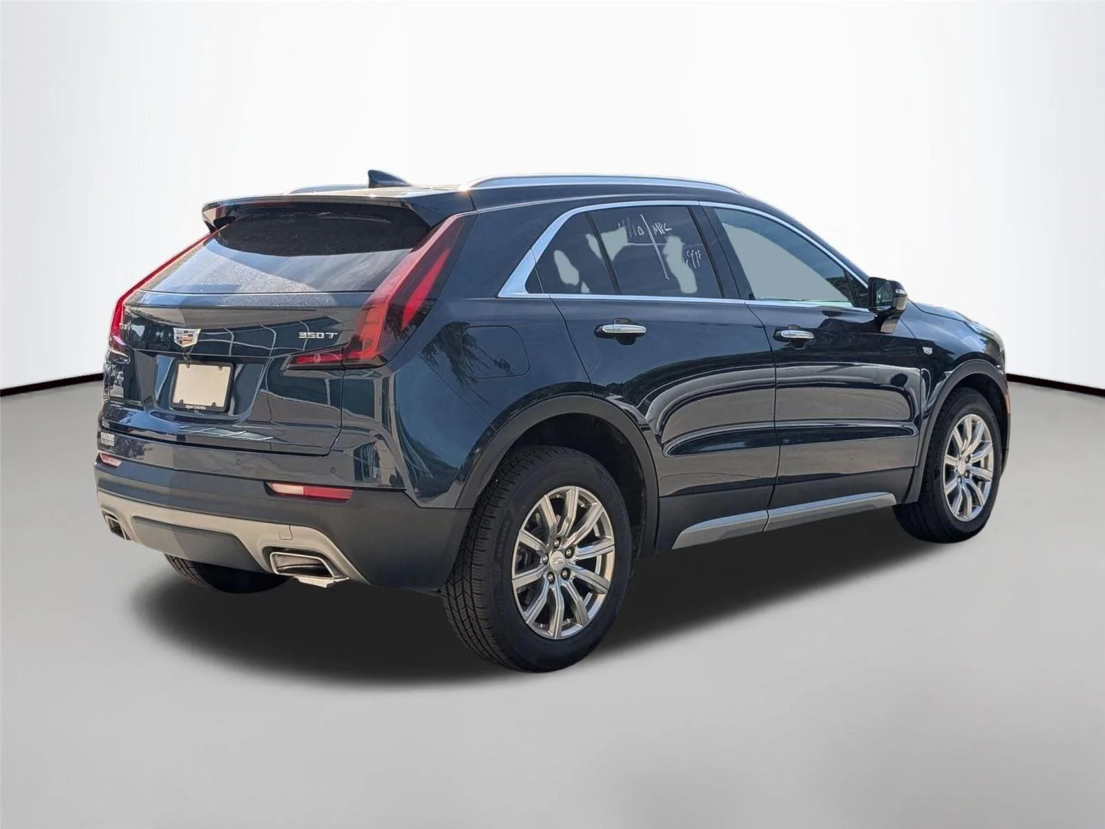 Used 2021 Twilight Blue Metallic Cadillac FWD Premium Luxury image 5