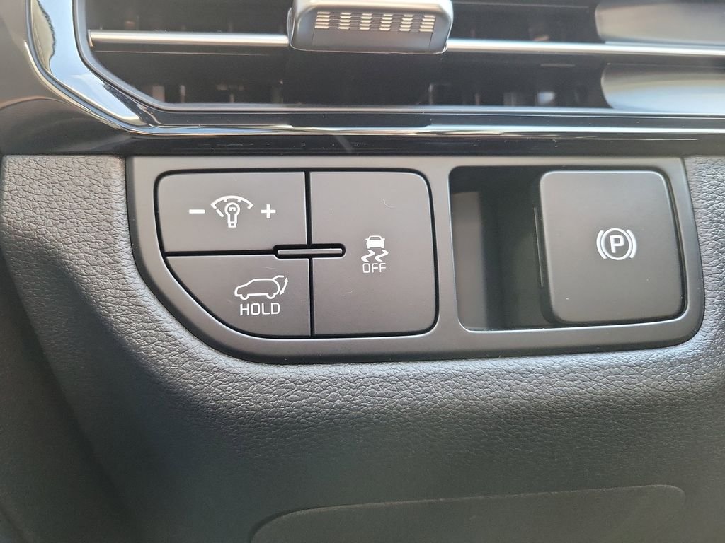 New 2026 Glacial White Pearl Kia EX image 26