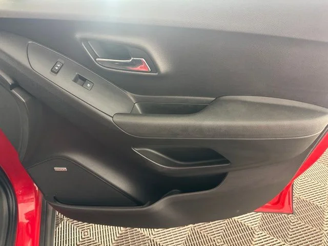 Used 2018 Red Chevrolet LT image 19