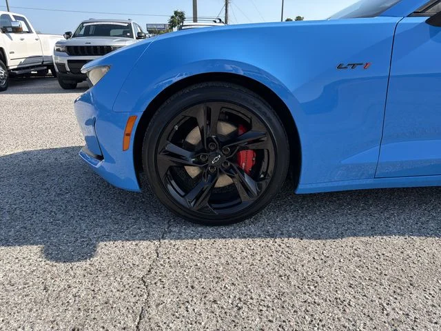 Used 2022 Blue Chevrolet LT1 image 31