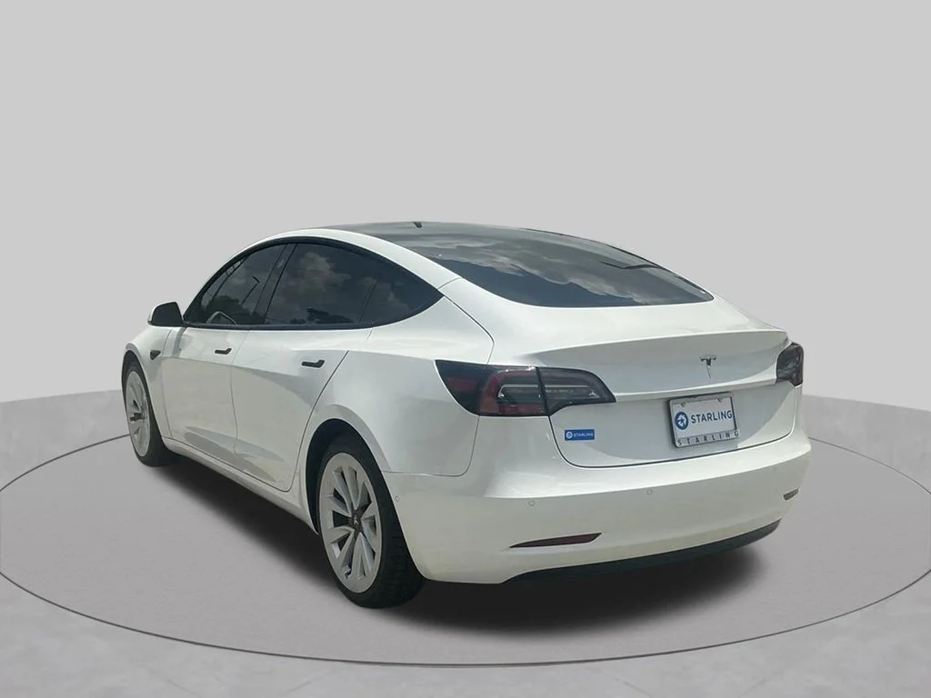 Used 2021  Tesla Standard Range Plus image 6