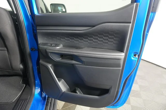 New 2026 Velocity Blue Metallic Ford XLT image 28