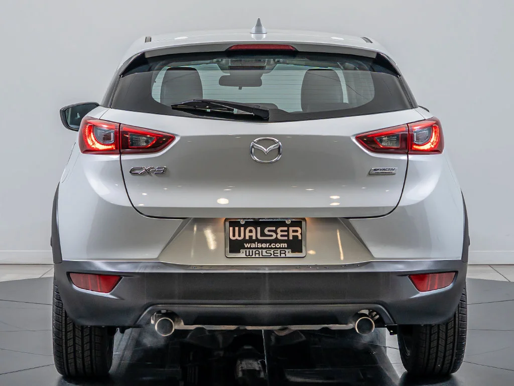 Used 2019 Ceramic Metallic Mazda Touring image 7