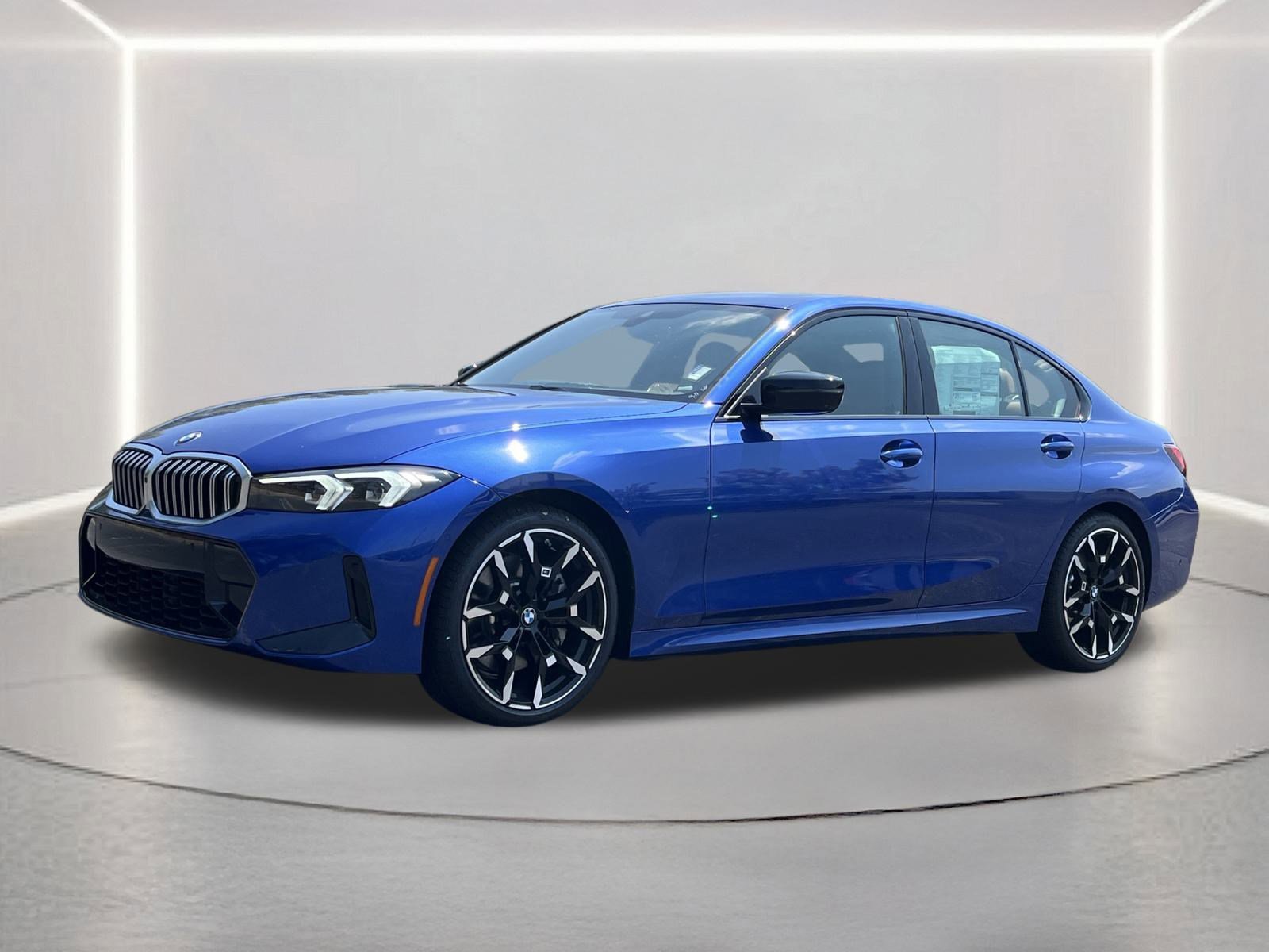 2025 BMW 3 Series 330i - Photo 23