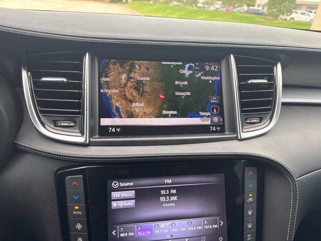Used 2020 Gray INFINITI Sensory image 12
