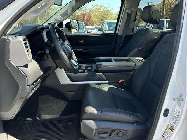 2024 Toyota Tundra Limited - Photo 16