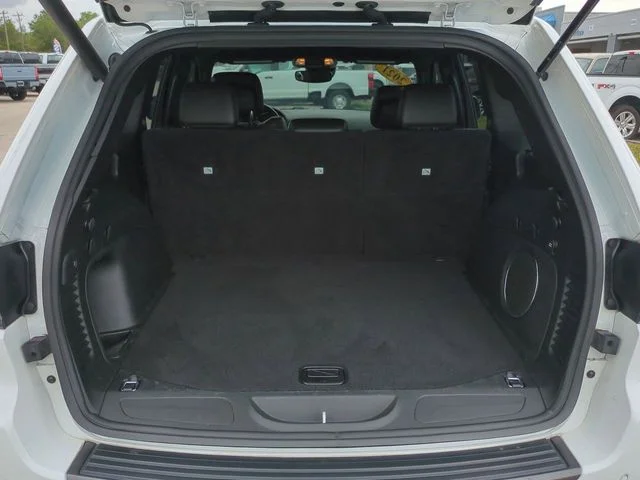 Certified Used 2021 Bright White Clearcoat Jeep Limited image 13
