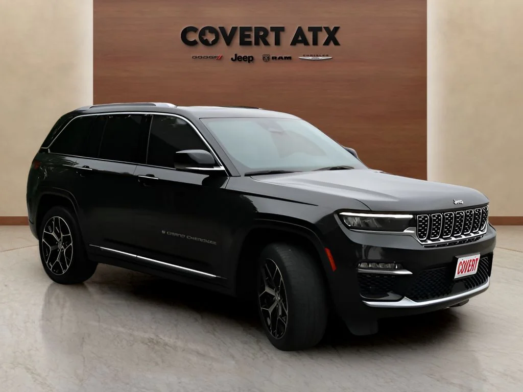 Used 2023 Black Jeep Summit Reserve image 7