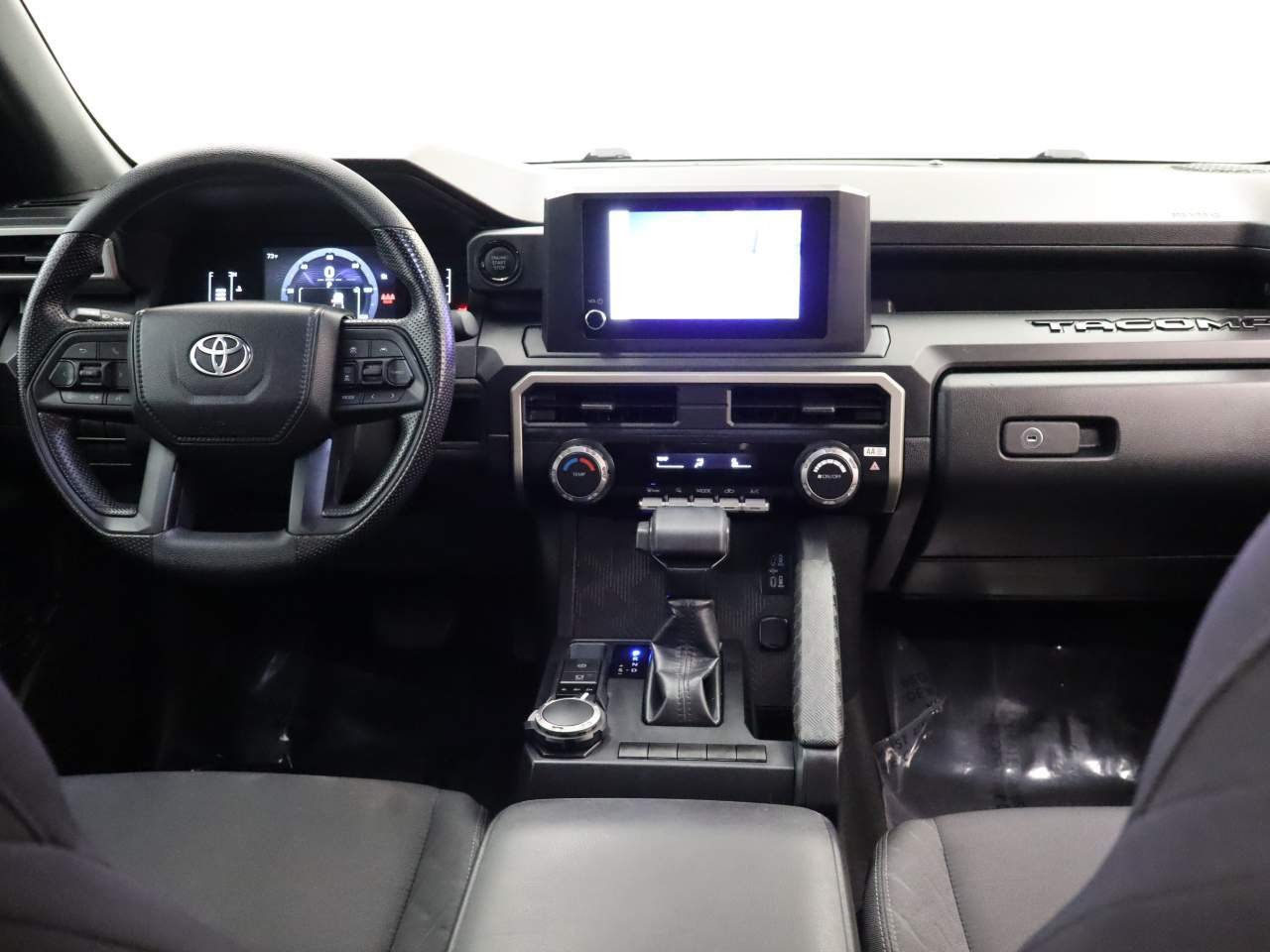 Used 2024 Ice Cap Toyota SR Crew Cab image 13