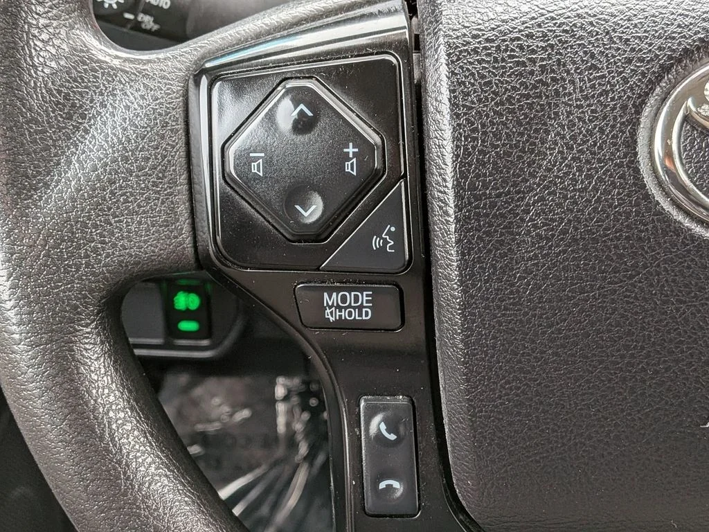Used 2022 Gray Toyota SR image 14